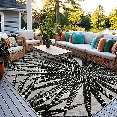 World Rug Gallery Tropical Leaves Nature Inspired Indoor/Outdoor Area Rug
