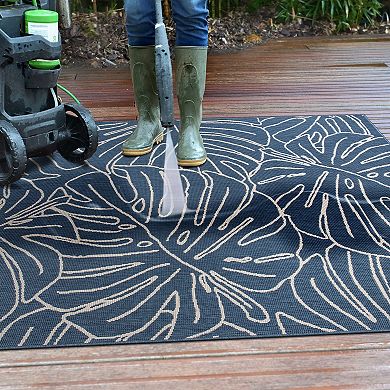 World Rug Gallery Contemporary Tropical Leaves Weather Resistant Indoor/Outdoor Area Rug