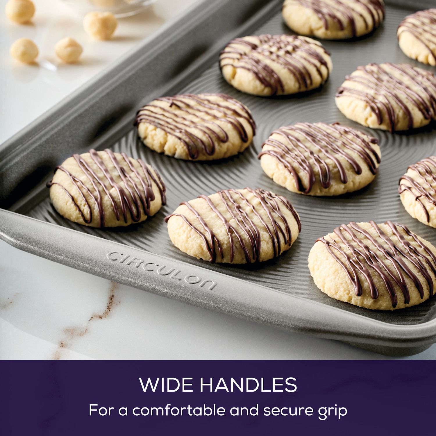 Circulon Bakeware Baking Sheet/Cookie Pan and Cooling Rack Set - Thumbnail 3