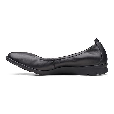 Clarks® Jenette Ease Leather Women's Flats