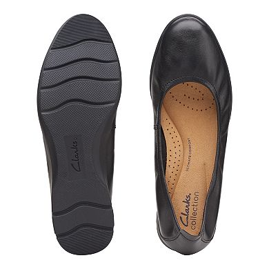 Clarks® Jenette Ease Leather Women's Flats