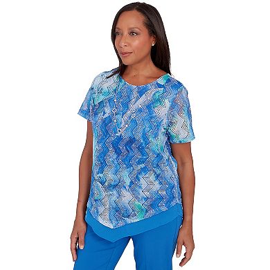 Women's Alfred Dunner Shimmery Tie Dye Zig-Zag Textured Short Sleeve Top with Necklace