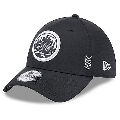 Men's New Era  Black New York Mets 2024 Clubhouse 39THIRTY Flex Fit Hat