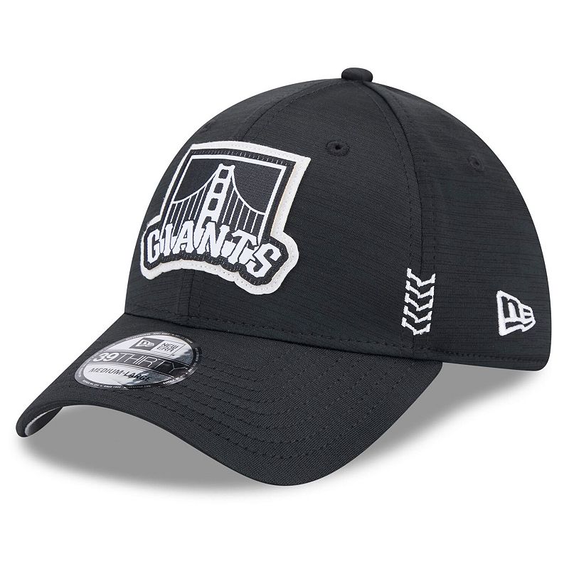 Men's New Era  Black San Francisco Giants 2024 Clubhouse 39THIRTY Flex Fit Hat, Size: Small/Medium