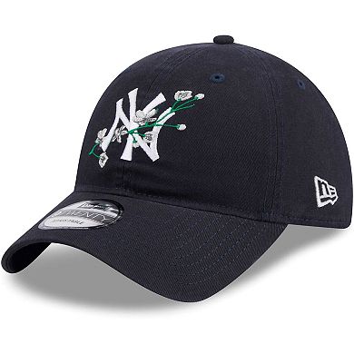 Women's New Era Navy New York Yankees Game Day Bloom Branch 9TWENTY Adjustable Hat