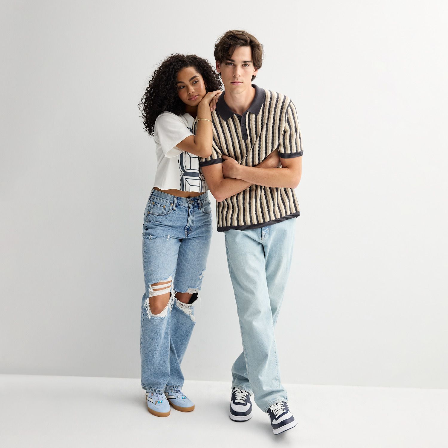 Bershka - Pull rayé à col polo - Rouge