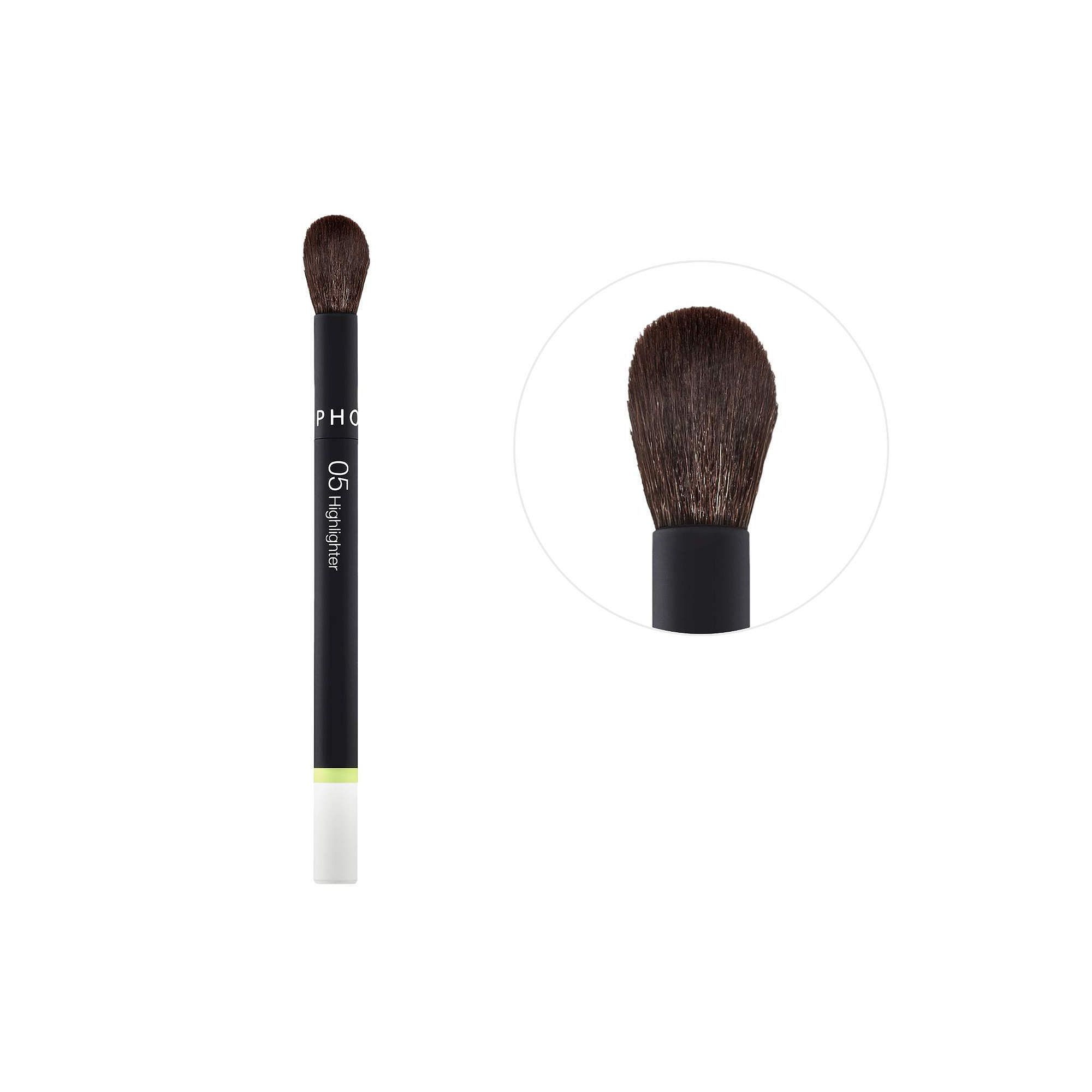 SEPHORA COLLECTION Essential Brush - 05 Highlighter, None