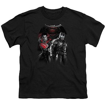 Batman V Superman Stand Off Short Sleeve Juvenile T-shirt