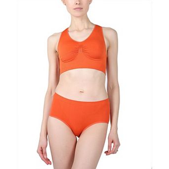 Lleva Seamless Shaping Racerback Sports Bra