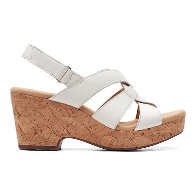 Clarks® Giselle Beach Women's Leather Wedge Sandals