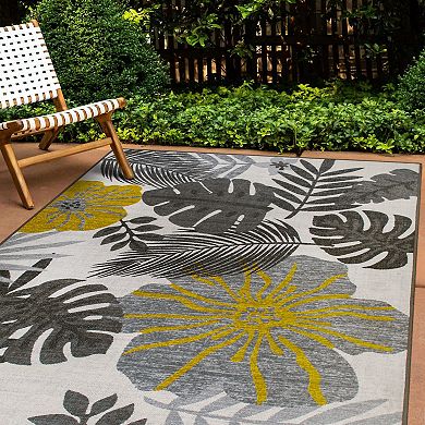 World Rug Gallery Tropical Floral Leaves Indoor / Outdoor Area Rug