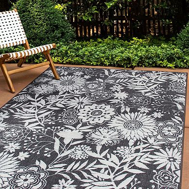 World Rug Gallery Modern Dark Floral Indoor / Outdoor Area Rug