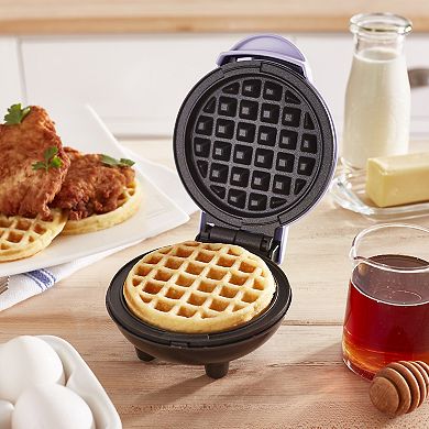 Dash Nonstick Mini Waffle Maker