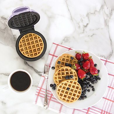 Dash Mini Waffle Maker