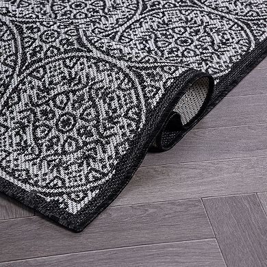 World Rug Gallery Geometric Indoor Outdoor Rug