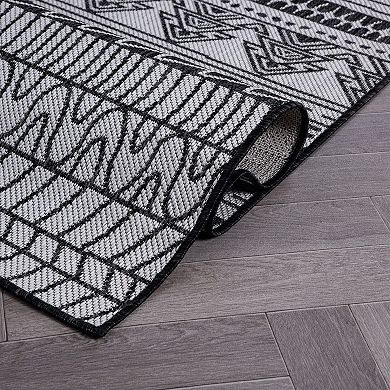 World Rug Gallery Bohemian Indoor Outdoor Rug