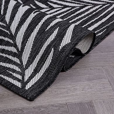 World Rug Gallery Palm Leaf Allover Print Indoor / Outdoor Area Rug