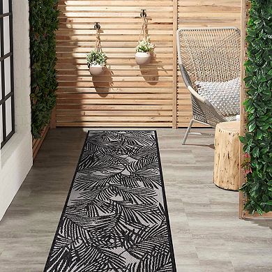 World Rug Gallery Palm Leaf Allover Print Indoor / Outdoor Area Rug