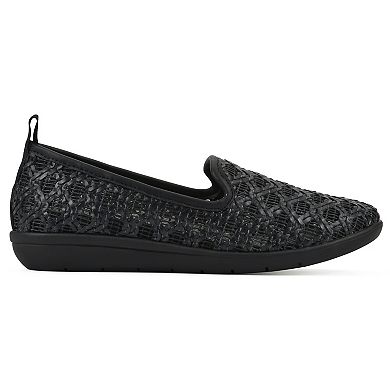 Cliffs by White Mountain Twisty Women's Flats