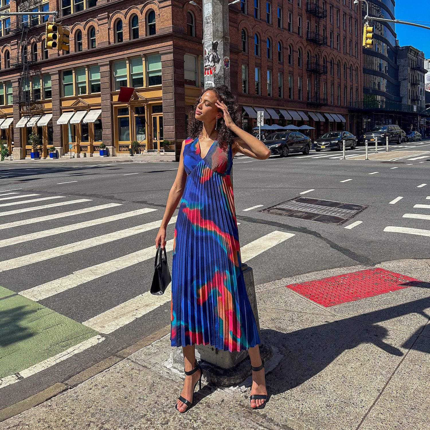 Women's Nicole Miller Abstract Print V-Neck Pleated Midi Dress