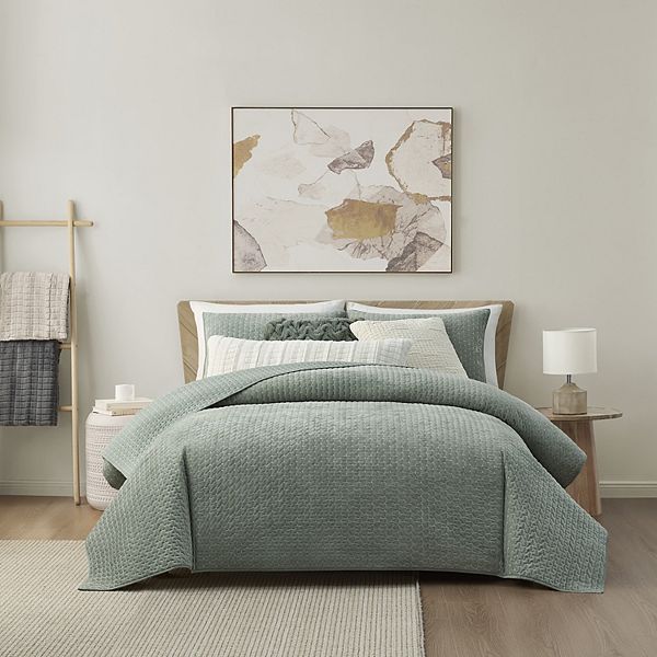 Koolaburra by UGG Maita Corduroy Quilt Set with Shams