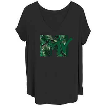 Juniors' Plus Size Leaves Pattern Graphic Tee