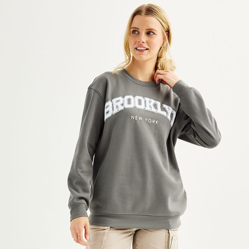 Juniors' Brooklyn Graphic Sweatshirt