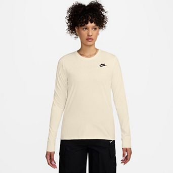 Women's Nike Sportswear Club Long Sleeve T-Shirt