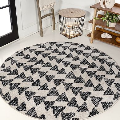 Aisha Moroccan Triangle Geometric Area Rug