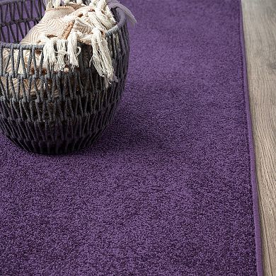 Haze Solid Low Pile Area Rug Black