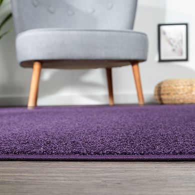 Haze Solid Low Pile Area Rug Black