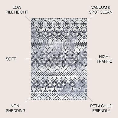 Aksil Moroccan Diamond Area Rug