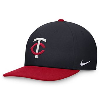 Men's Nike Navy/Red Minnesota Twins Evergreen Two-Tone Snapback Hat