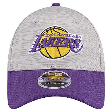 Men's New Era Heather Gray/Purple Los Angeles Lakers Active Digi-Tech Two-Tone 9FORTY Adjustable Hat