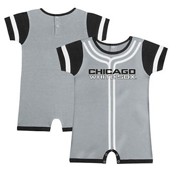 Infant Fanatics Branded Gray Chicago White Sox Fast Pitch Romper