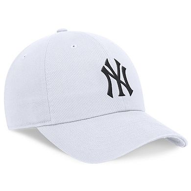 Men's Nike White New York Yankees Evergreen Club Adjustable Hat
