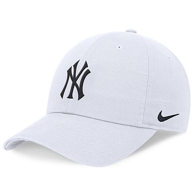 Men's Nike White New York Yankees Evergreen Club Adjustable Hat