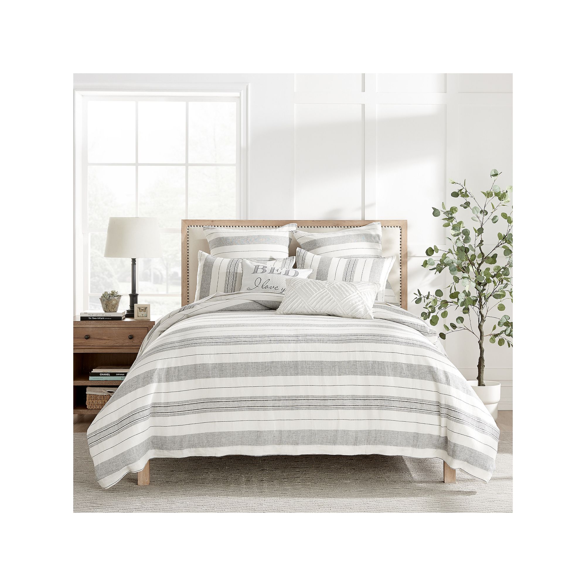 Levtex Home Monroe Stripe Comforter Set with Shams, White