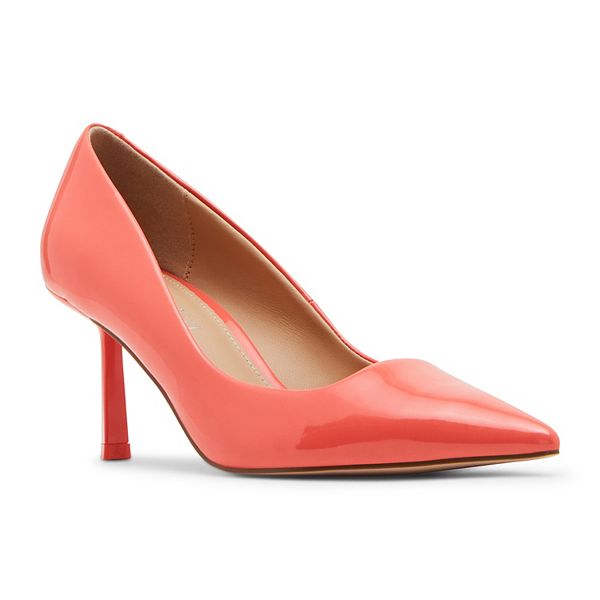 madden girl Brynn Women's Pointed Toe Heels - Coral (6)