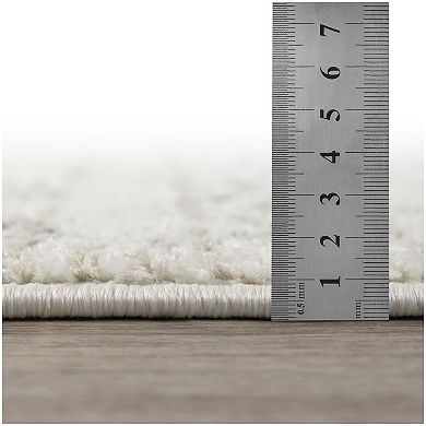 Concord Global Nizza Vase Area Rug