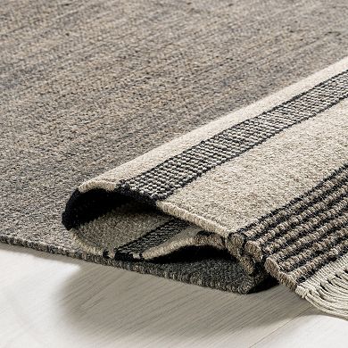 Rugs USA Black Brooklyn Tasseled Wool Area Rug