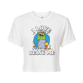 Juniors' Sesame Street Oscar the Grouch I Love Being Me Cropped Tee