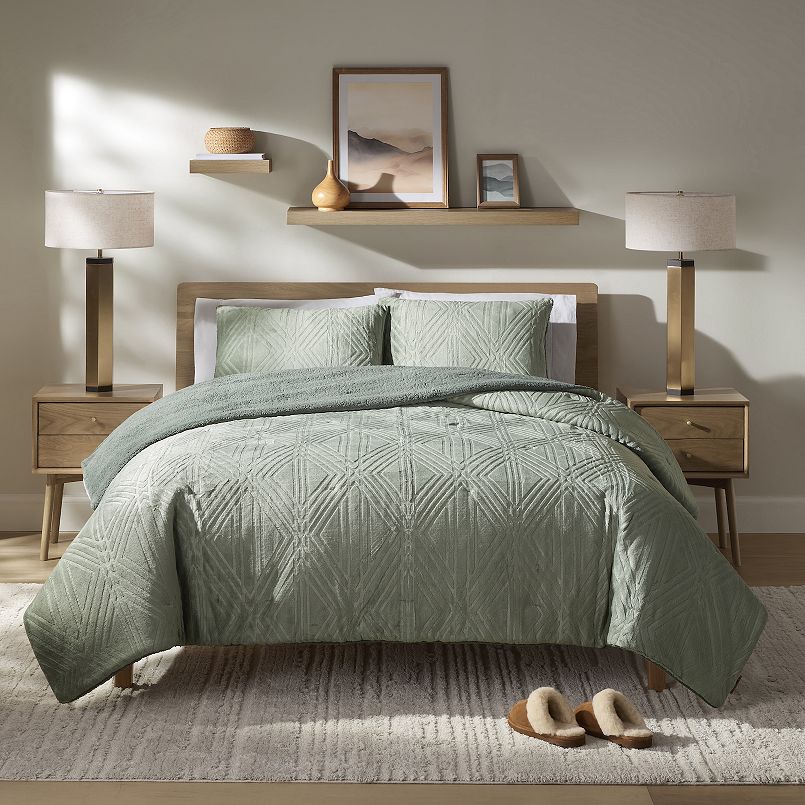 Bearpaw Carson Embossed Comforter Set with Shams