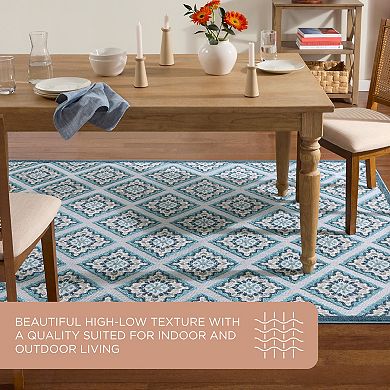 Town and Country Everyday Brooks Retro Geo Indoor Outdoor Area Rug