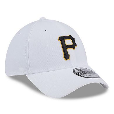 Men's New Era White Pittsburgh Pirates Evergreen 39THIRTY Flex Hat