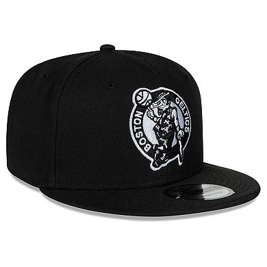 Men's New Era Black Boston Celtics Chainstitch 9FIFTY Snapback Hat