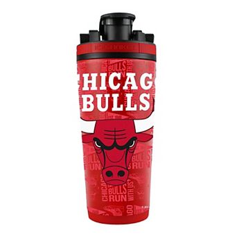 WinCraft Chicago Bulls 26oz. 4D Stainless Steel Ice Shaker Bottle