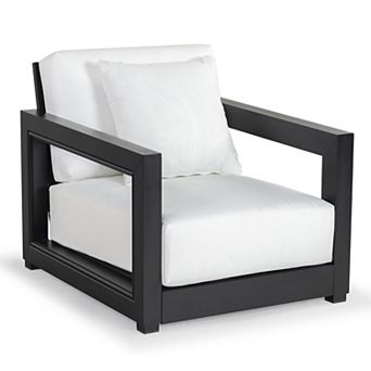 Safavieh Montford Outdoor Arm Chair