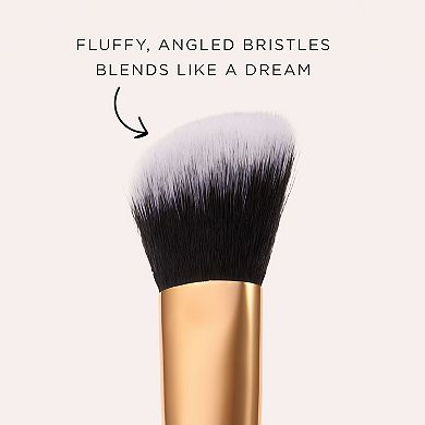 angled seamless finish concealer paw brush