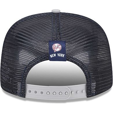 Men's New Era Navy New York Yankees Speed Golfer Trucker Snapback Hat